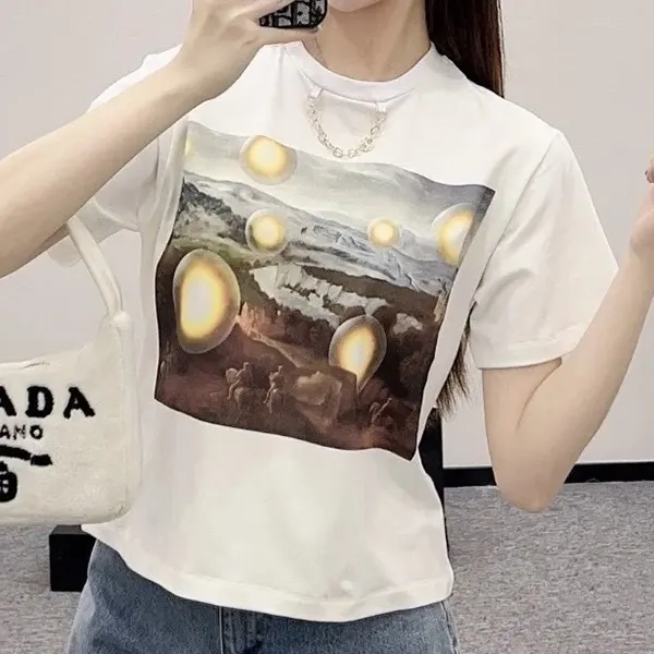 バイラ付録ルイヴィトン x Laurent Grasso プリントクロップドTシャツ 1AHIND