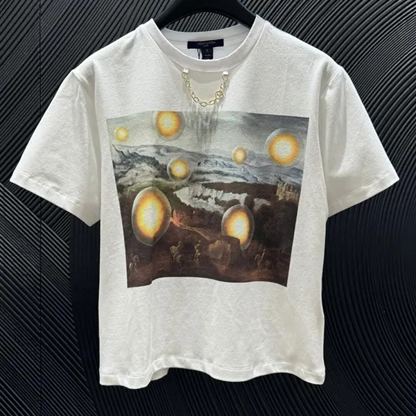 バイラ付録ルイヴィトン x Laurent Grasso プリントクロップドTシャツ 1AHIND