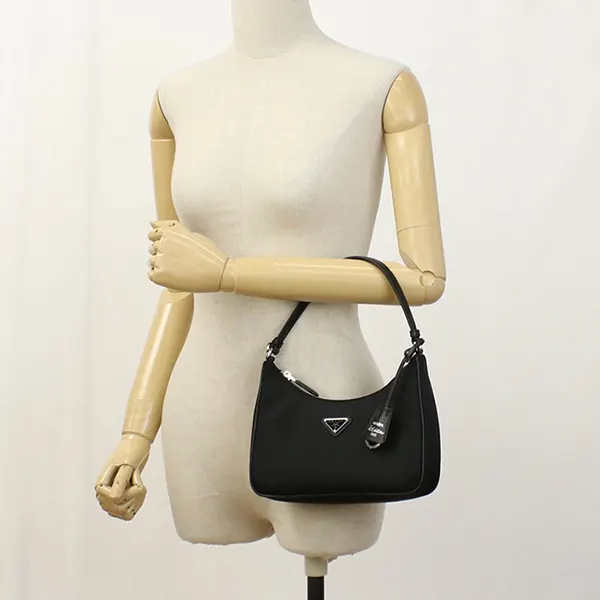 プラダ Re-Edition 2005 Re-Nylon ミニバッグ 1N204M