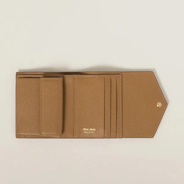 ミュウミュウ ヴィッテロダイノレザー 折り財布 コピー 25032802
