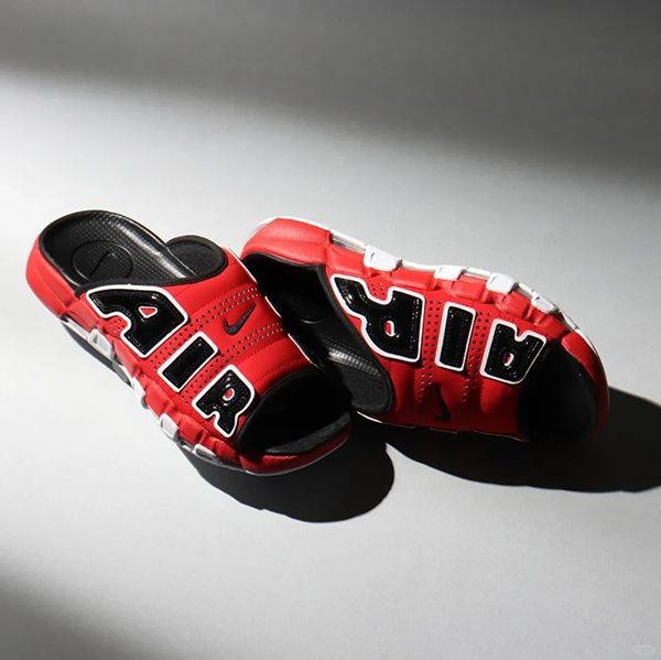 人气沸騰！モアテン サンダル 偽物 AIR MORE UPTEMPO SLIDE エアモアアップテンポ サンダル 偽物