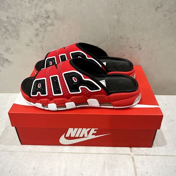 人气沸騰！モアテン サンダル 偽物 AIR MORE UPTEMPO SLIDE エアモアアップテンポ サンダル 偽物