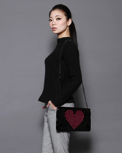 クリスチャン ルブタンコピー 新作パテントカーフ　ショルダー付 クラッチバッグLOUBIPOSH CLUTCH VALENTINES  1155029 B055