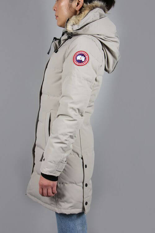 CANADA GOOSE (カナダグース) / ウィメンズ / MACKENZIE PARKA (マッケンジー) / Limestone (2302JL)