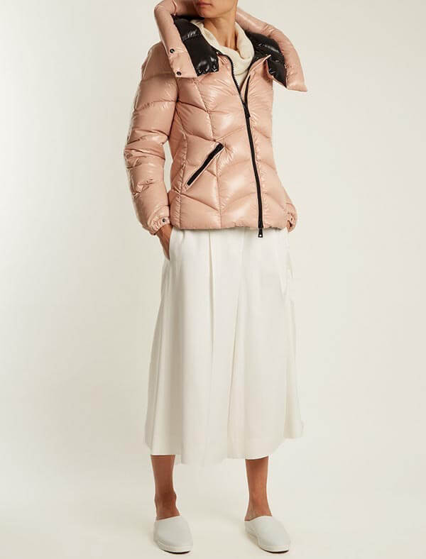 大人気♡MONCLERモンクレールスーパーコピー AKEBIAフード付ダウン,Cream