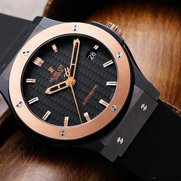 ウブロ HUBLOT クラシック フュージョン セラミック キングゴールド 511.CO.1780.RX