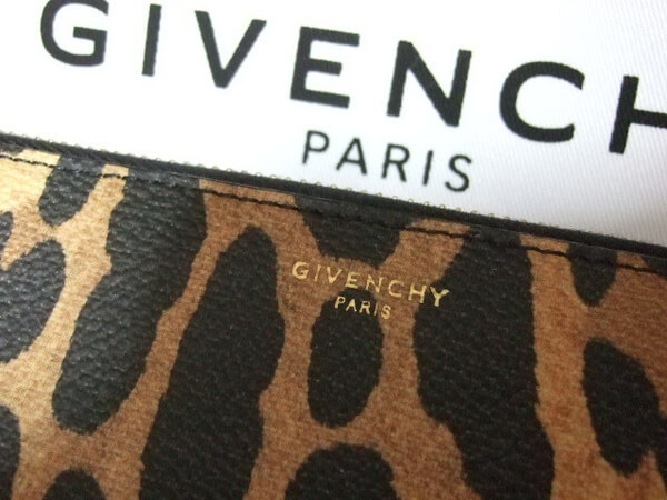 ◆GIVENCHY ジバンシィスーパーコピー レオパード柄 大きいサイズのラウンドジップ長財布◆