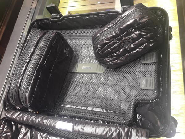 RIMOWA×MONCLER★TOPAS STEALTH限定IATAトロリー55㌢34㍑4輪