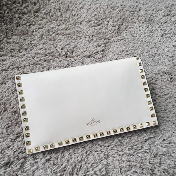 18新作 ヴァレンティノ ヴァレンティノスーパーコピー Rockstud leather clutch IW14B0399NWB