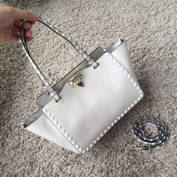 2018AW★ヴァレンティノ ヴァレンティノスーパーコピー ミニ ロックスタッド White 2WAY Rockstud