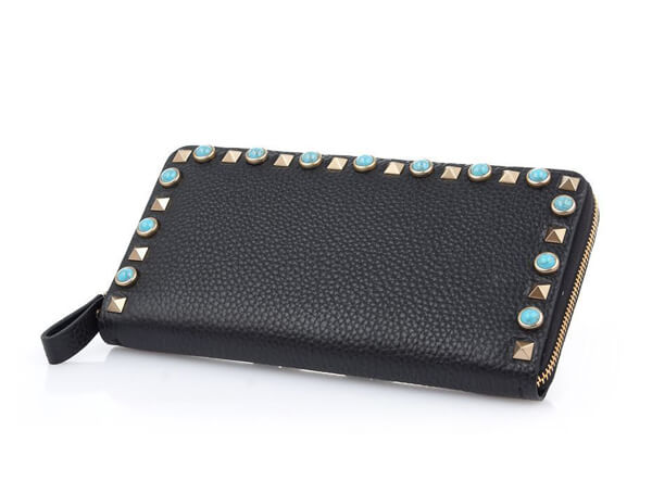 2018新作 ヴァレンティノスーパーコピー ヴァレンティノ ZIP AROUND STUDS WALLET LW2P00 79 VQ1 0NO