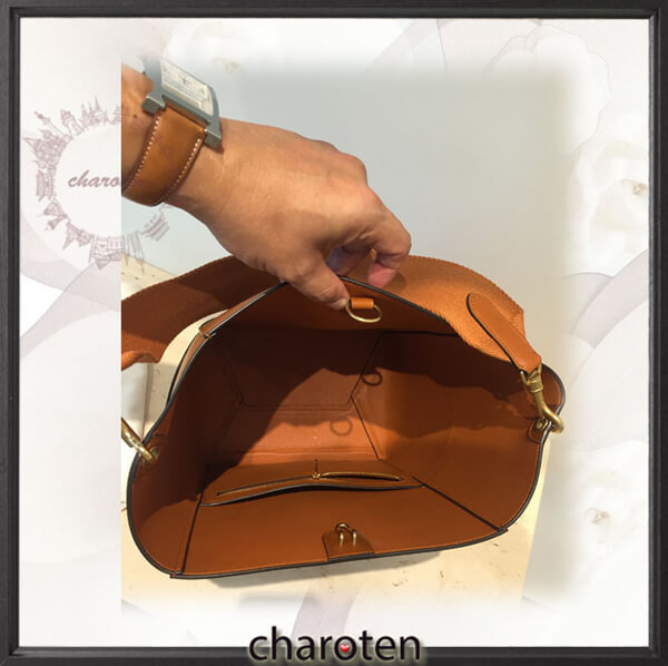 2019年春最新作争奪戦 セリーヌスーパーコピー Sangle Small Seau Bag（サングルソーバッグ）サングルソーバッグ 176593ACZ.04TA