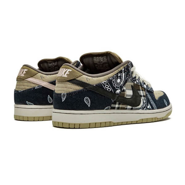 入手困難！お洒落に♪travis dunk 偽物 ナイキ スーパーコピー SB Dunk Low Travis Scott (Special Box)コラボ CT5053-001