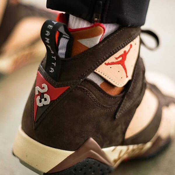 魅惑のコラボ★PATTA × ナイキAIR JORDAN 7 OG SP★ブラウン AT3375-200