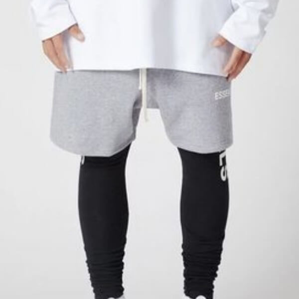 入手困難！Fear of God / FOG / ESSENTIALS - Sweat Shorts