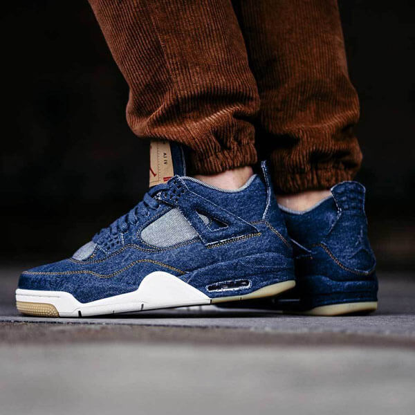 送関込 LEVI’S × ナイキAIR JORDAN 4 RETRO NRG LEVIS リーバイス 青/黑/白