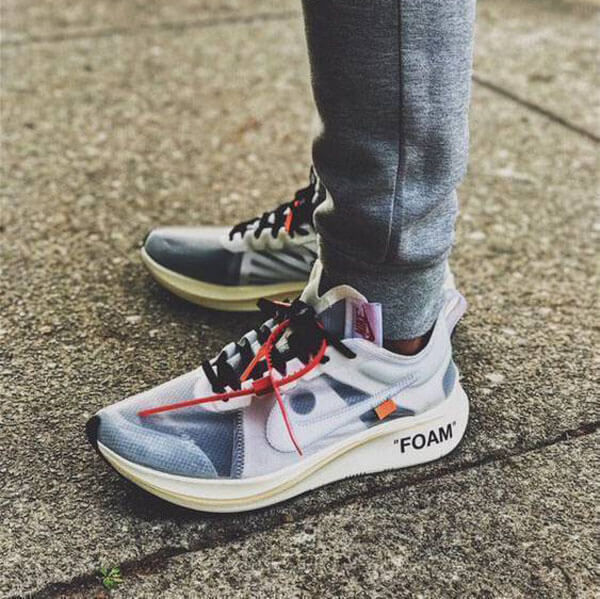 Off-White ナイキ Zoom Fly オフホワイト ナイキ ズームフライ AJ4588 100