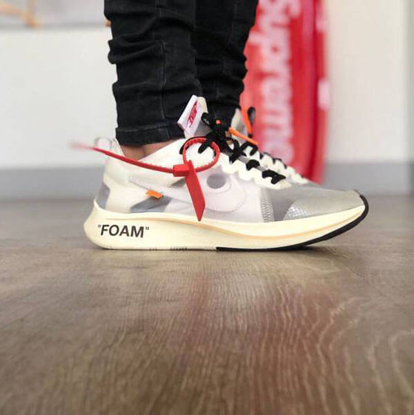 Off-White ナイキ Zoom Fly オフホワイト ナイキ ズームフライ AJ4588 100