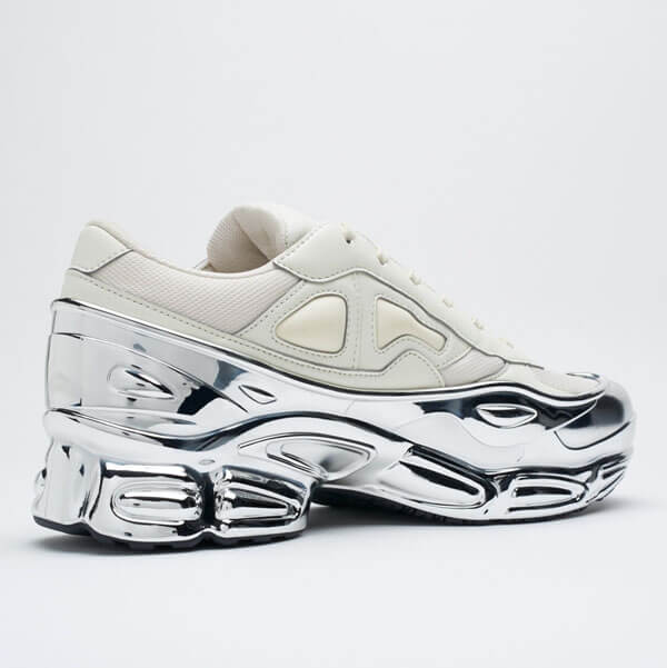 完売必至♪アディダス×Raf Simons♪"RS OZWEEGO"♪オズウィーゴ♪