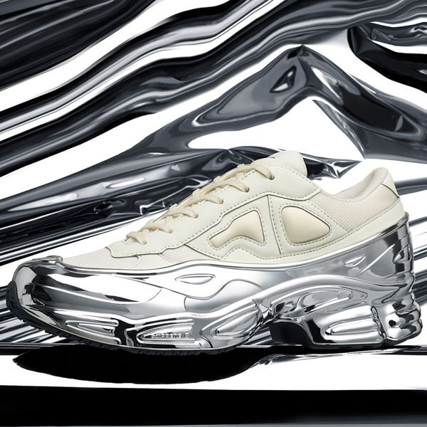 完売必至♪アディダス×Raf Simons♪"RS OZWEEGO"♪オズウィーゴ♪