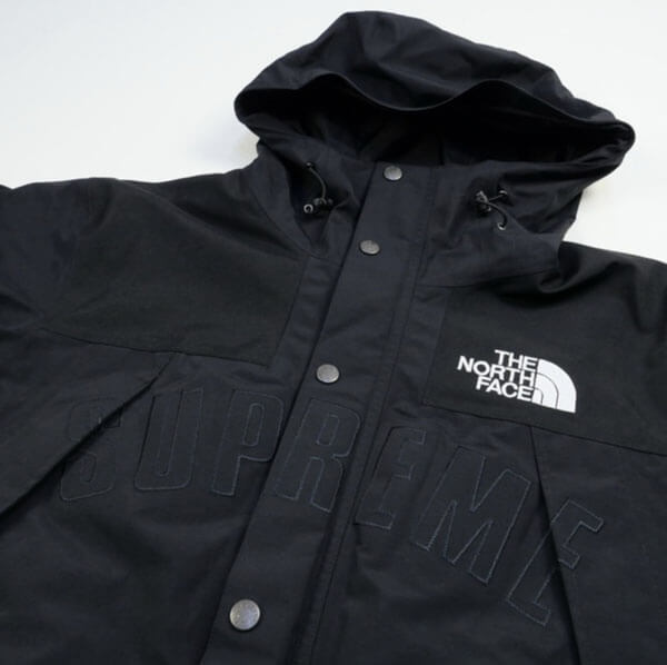 シュプリーム × The North Face 偽物 Arc Logo Mountain Parka Black