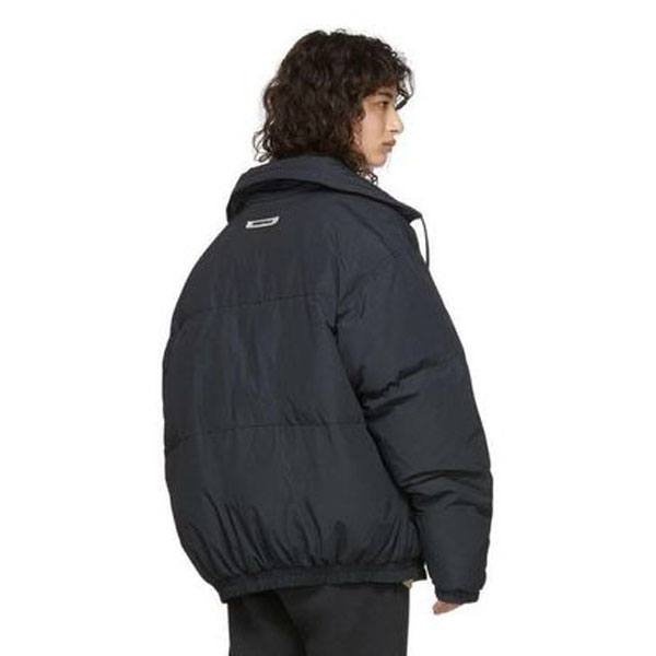 日本未入荷 激レア!FEAR OF GOD ESSENTIALS Puffer Jacket