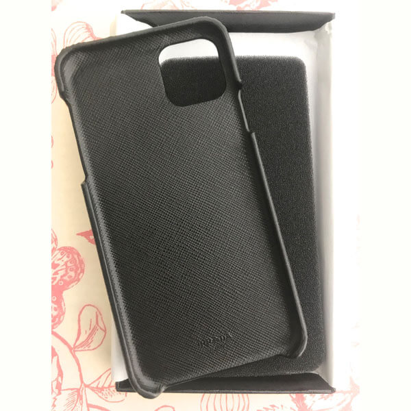 送料込【PRADA】NEW♪カード収納付き♪iPhone11 Pro MAXケース 1ZH125