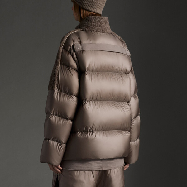 大注目コラボ【MONCLER＋Rick Owens】COYOTE ボア ダウンジャケット 偽物 09N1B50401A0161250