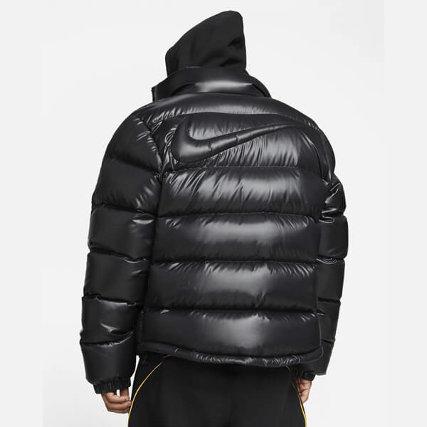 限定コラボ入手困難 激レア!Drake×ナイキ“NOCTA”Puffer Jacket