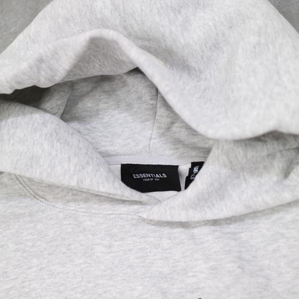 限定！エッセンシャルズ ロサンゼルス 偽物 パーカー LAFear of God Essentials Pullover Hoodie リフレクターロゴ