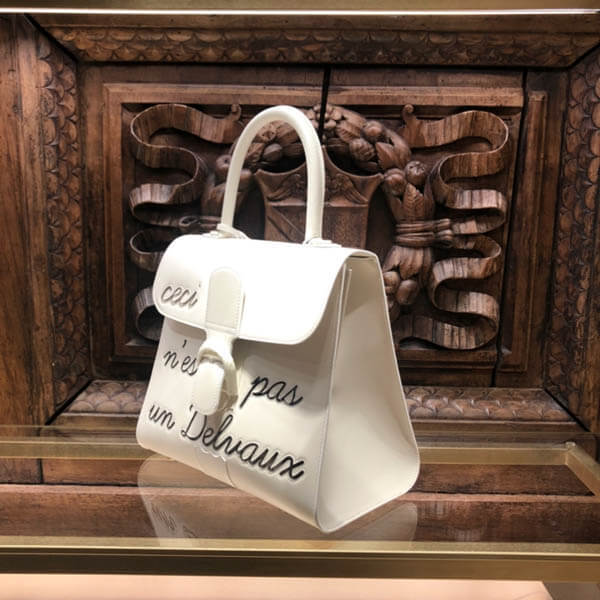 【DELVAUX】新色!!"Ceci n’est pas un DELVAUX"ハンドバッグコピーAA0480B