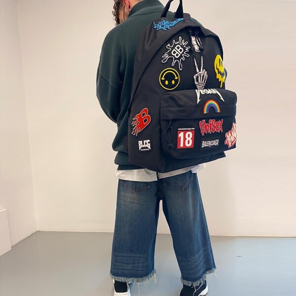 バレンシアガ OVERSIZED XXL バックパック偽物 6563262JMXX1000