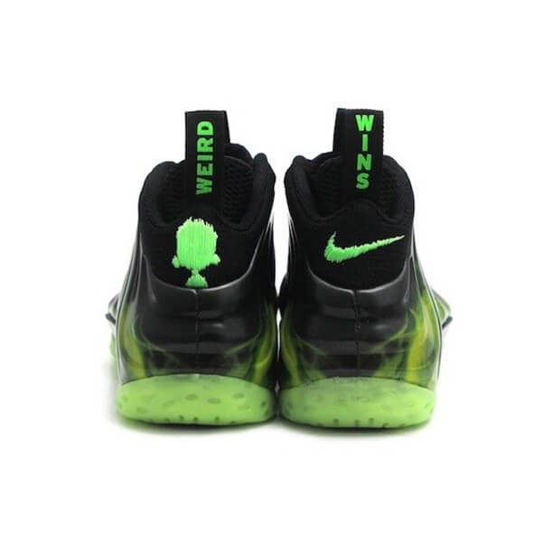 入手困難！フォームポジット 偽物 Nike Air Foamposite One ParaNorman 2012 aw fw 12 スーパーコピー 641745600