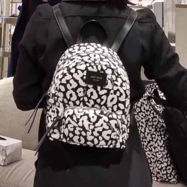 ジミーチュウ バックパック 偽物 セールで選べる3色 軽くて便利CANDICE/Backpack