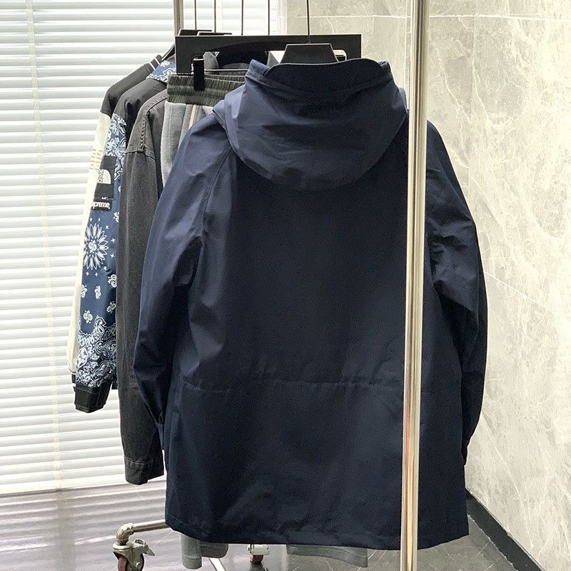 歴史的コラボ入手困難!グッチ ノースフェイス 偽物 NAVY COAT