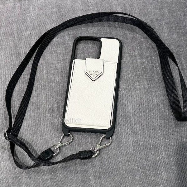 プラダ 全機種対応 iPhone ケース ストラップ付き♪ 2色