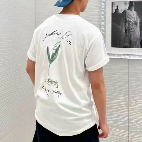 【24-25AW/コーデに合わせやすい♪】ディオール偽物 Handwritten Christian Dior Tシャツ 493J696A0817