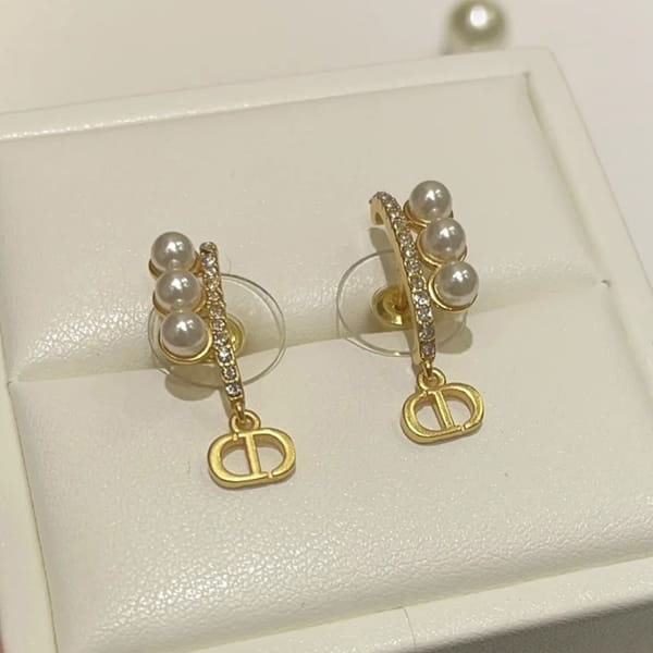 ディオール 偽物 Tribales パール ピアス E3194WOMCY_D03S