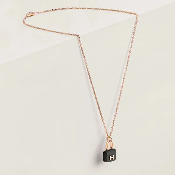 エルメス ペンダント アミュレット 偽物 H221354B【かわいいバッグモチーフ】