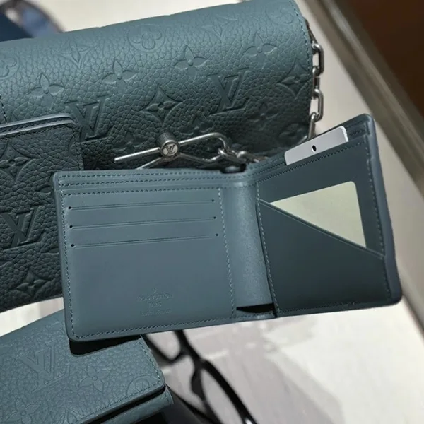 ヴィトン 折り畳み 財布 ベージュ グリーン 偽物 M13890 M14252