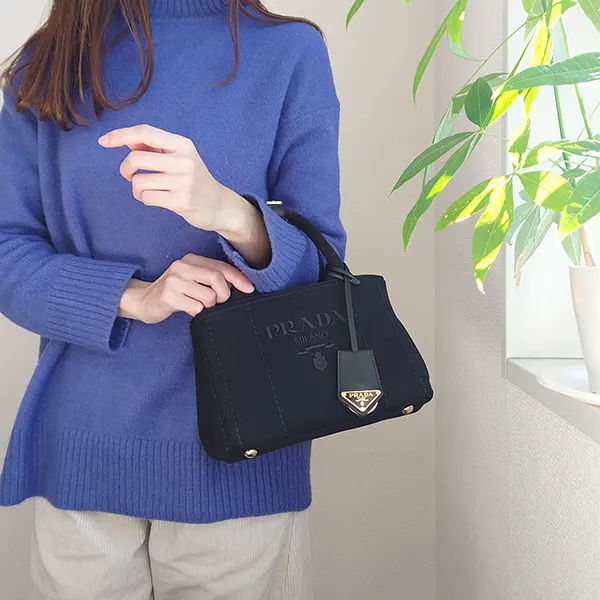 すぐ届くプラダ カナパ ショルダーバッグ 1BA038 2CYA 8OM
