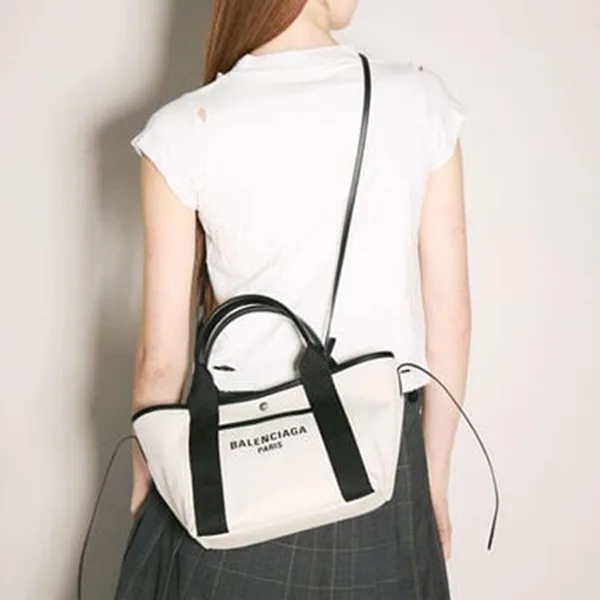 バレンシアガ Biarritz スモール トートバッグ N級品