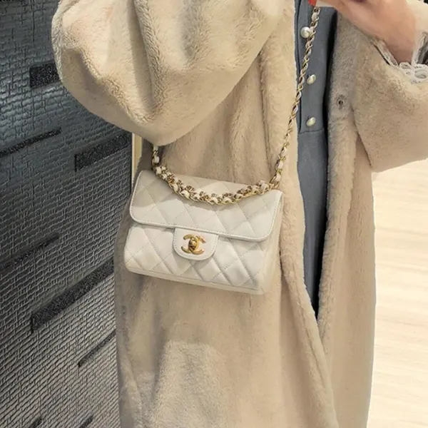 シャネル 25P ミニ フラップ バッグ AS5239