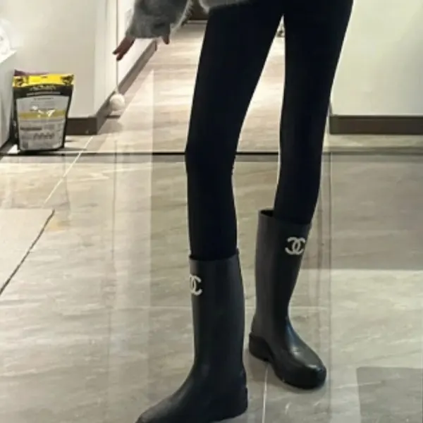 先取り！*アイコニックな美脚ブーツ*【シャネル】ロングブーツ 偽物 G39620 X56326 94305