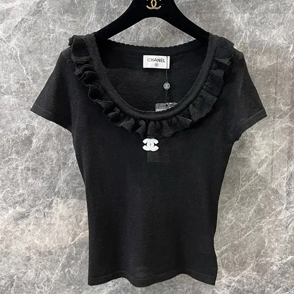 【胸元フェミニン♡オシャレに細見え】シャネル コピー タンクトップ トップス 25051410