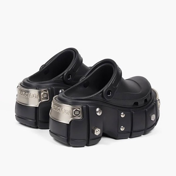 バレンシアガ クロックス 偽物【25SS】バレンシアガ Hard Crocs サンダル 厚底 ロゴ
