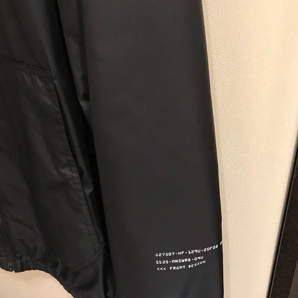 限定コラボ【モンクレール x FRGMT 偽物】FRGMT Ostriaボンバー☆2色 K109U1A00009M5238999
