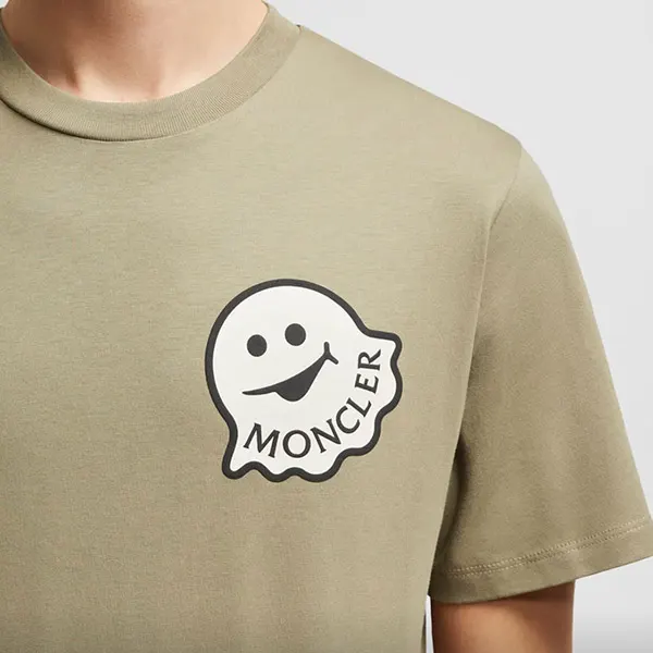 モンクレール Cartoon ロゴ Tシャツ 偽物 K10918C0001889AJS23G