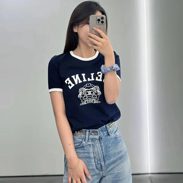 注目商品！【セリーヌ パロディ】シンプルな感じのロゴ入りTシャツ RX09C671Q