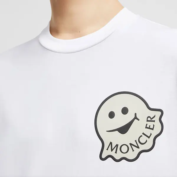 モンクレール Cartoon ロゴ Tシャツ 偽物 K10918C0001889AJS23G